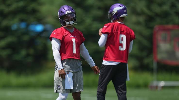 Latest buzz on Vikings' Kyler Murray-J.J. McCarthy QB1 battle
