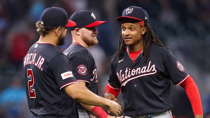 Buy or sell? Breaking down the case for seven bubble teams ahead of the 2026 MLB trade deadline