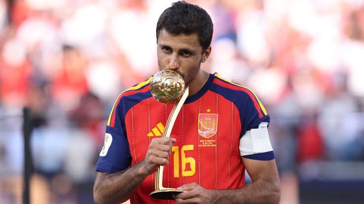 Rodri gives Barcelona green light over summer transfer from Man City - sources