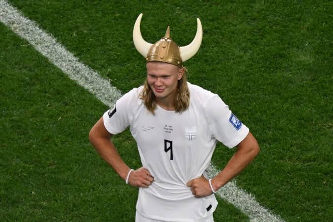 'Howdy!' Norwegian star Erling Haaland celebrates winning goal in Dallas with new boots and a hat