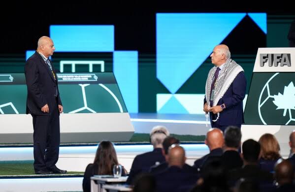 Palestinian and Israeli soccer officials refuse to shake hands at FIFA Congress