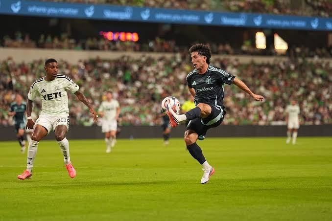 Four in a row: Sounders hit new low