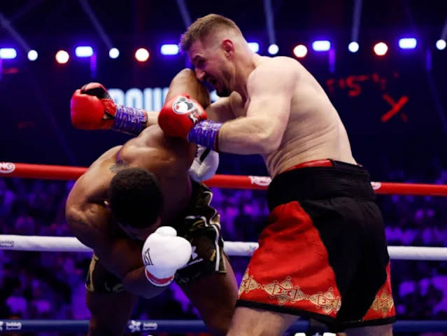 Joshua comes back twice to knock out Prenga and set up Fury showdown