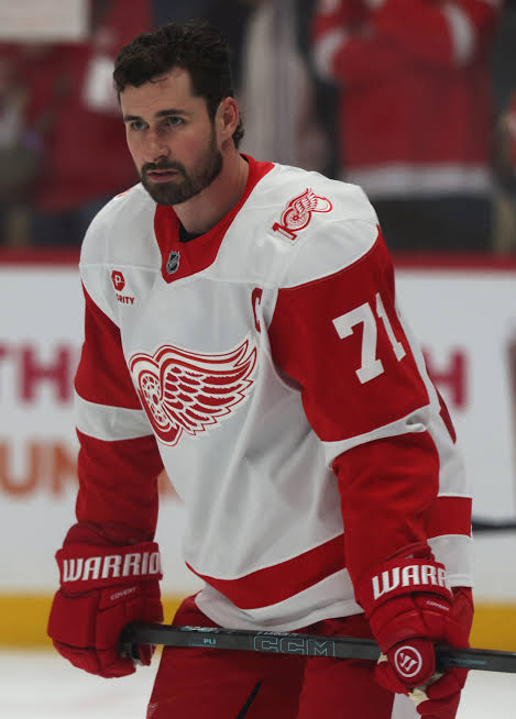 Dylan Larkin Requests Trade From Red Wings