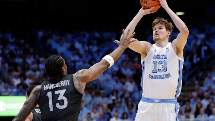 Hawks agree to trade; move up take Henri Veesaar at No. 52
