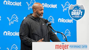 KEY QUESTIONS: How does Holmes feel about the 2026 NFL Draft class heading into next week?