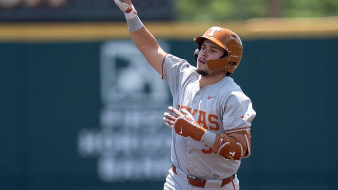 NCAA baseball bracket projections: Regional hosts, national seeds predictions