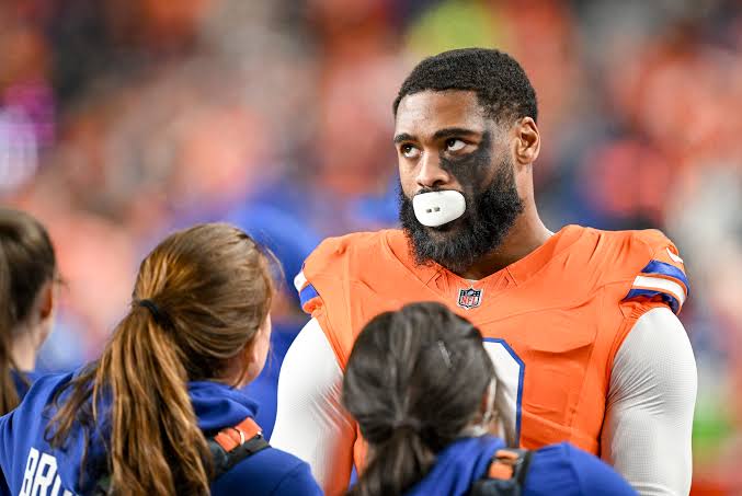 Broncos OLB Jonathon Cooper and girlfriend arrested on domestic-violence charges