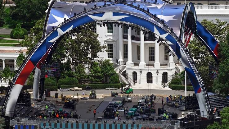 UFC White House event contends with weather