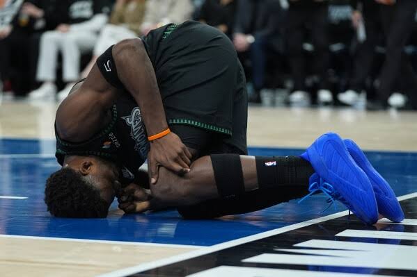 Timberwolves lose Anthony Edwards and Donte DiVincenzo to leg injuries in Game 4 against Nuggets