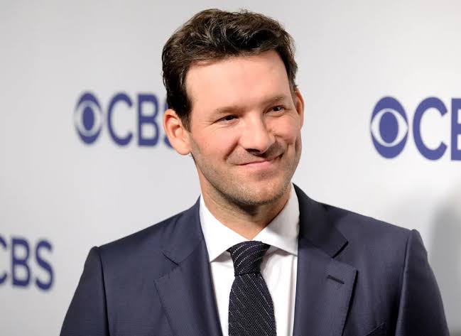 Tony Romo placed on leave by CBS Sports 'until further notice' following OWI arrest, JJ Watt to replace him in booth