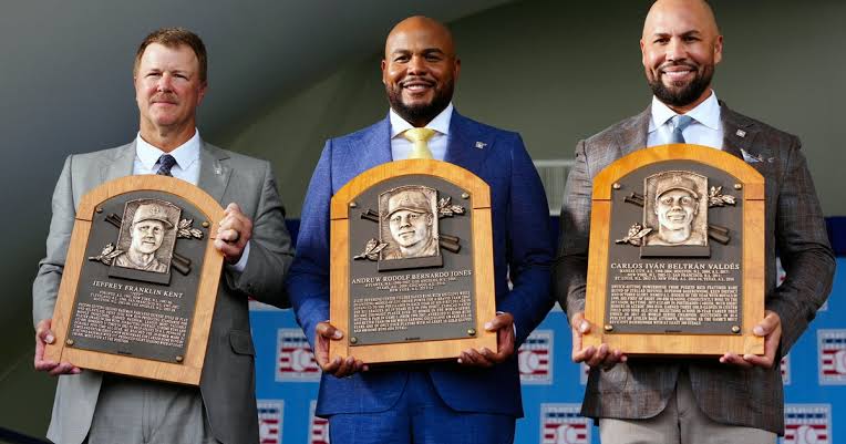 Carlos Beltrán, Andruw Jones and Jeff Kent inducted into Baseball Hall of Fame in emotional ceremony