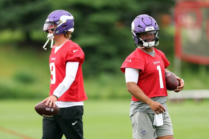 Vikings won’t name a starting quarterback before training camp