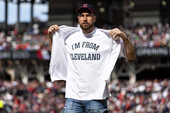 Chiefs star Travis Kelce buys ownership stake in hometown Cleveland Guardians - The Athletic