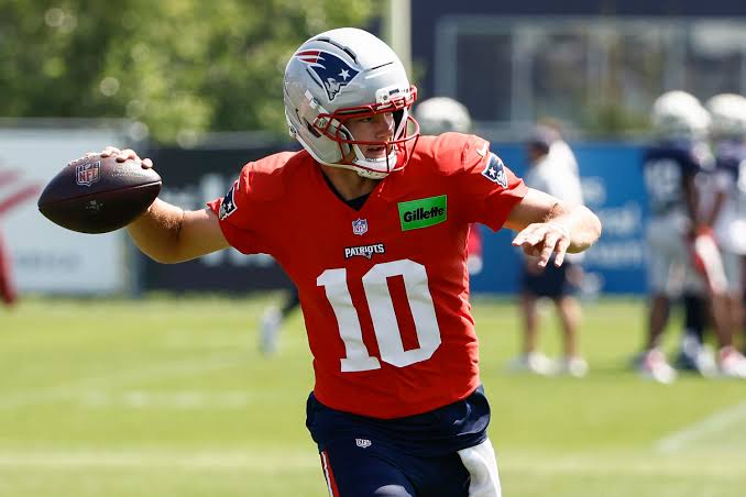 Patriots OTA Notebook: Drake Maye-led offense has up-and-down day