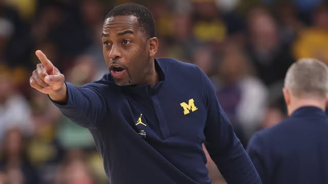 Inside the stay-or-go transfer decisions for Elliot Cadeau, Michigan's roster after Mavericks poach Dusty May