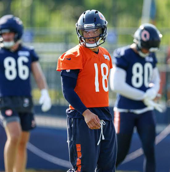 Bears hold physical practice, passing TDs bookend the day, defensive linemen flash, and more!