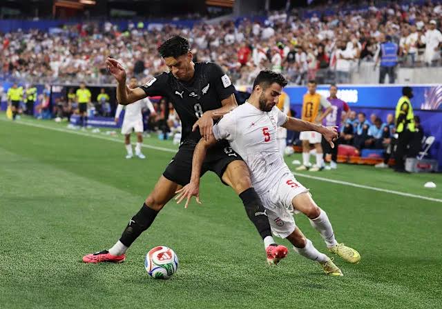Iran, New Zealand play to 2-2 draw to keep Group G tied up with 1 point apiece