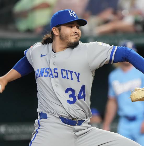 Royals swept again, lose 6-3 against Rangers