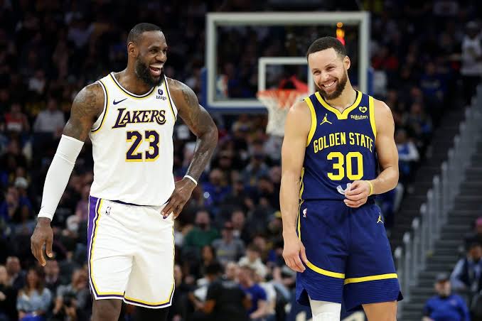 Can LeBron James find his perfect ending back home, with Steph Curry or on campus? - The Athletic