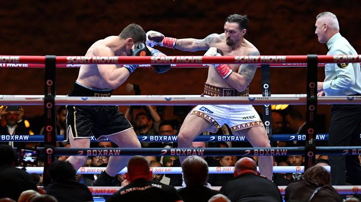 Oleksandr Usyk vs. Rico Verhoeven Judges' Scorecards, Reaction After Controversial Stoppage
