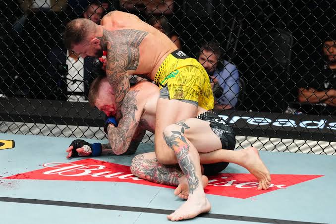 Renato Moicano lays waste to Chris Duncan with submission finish, shouts ‘f*ck the fans’ after UFC Vegas 115 main event