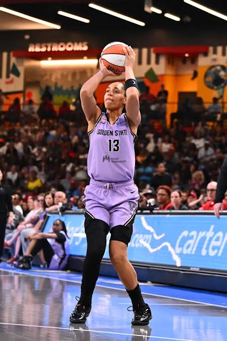 Valkyries Janelle Salaün to compete in 3-point contest