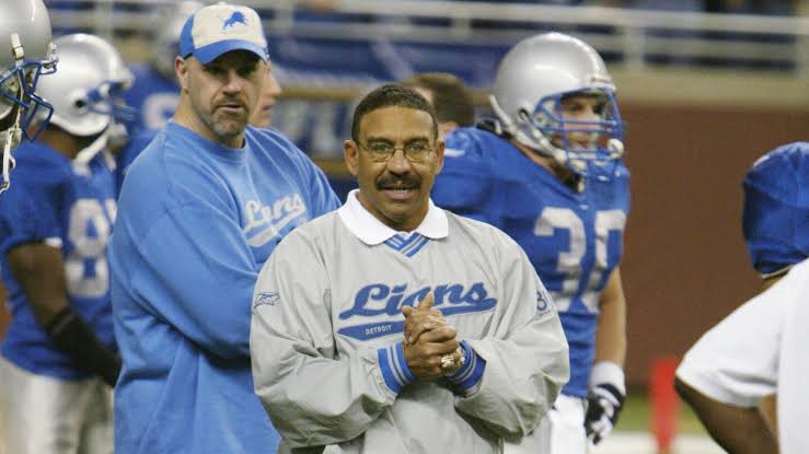 Sherman Lewis, longtime NFL assistant coach and college All-American, dies at 83