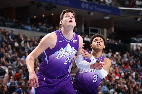 Lakers trade for Jazz C Walker Kessler, sign trio, sources say