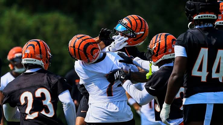Ja'Marr Chase throws helmet as fight breaks out on first day of Bengals training camp