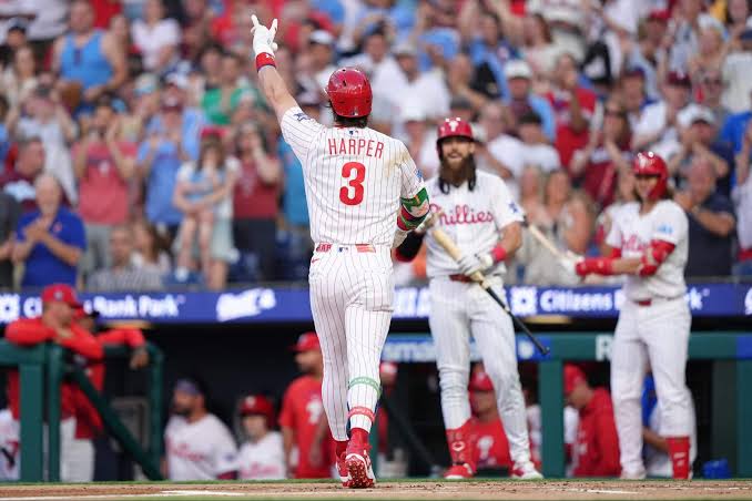 Bryce Harper, with a heavier bat, completes his first MLB cycle — by the fifth inning - The Athletic