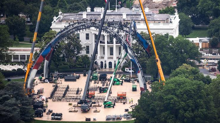 Construction underway on UFC Octagon at White House for Flag Day fights