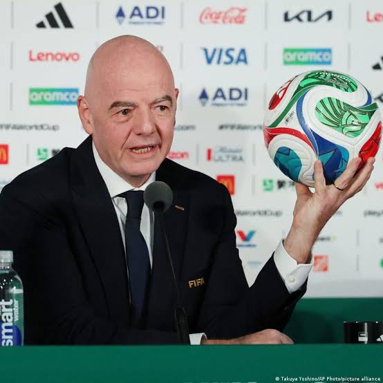 Could football break away from FIFA and its World Cup?