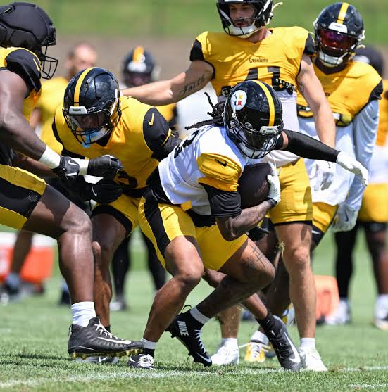 Steelers training camp: Thunderstorms and injury updates headline Monday’s practice