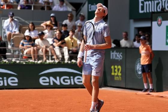 From The Sports Desk: French Open field wide open after Sinner’s surprise exit