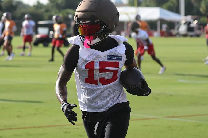 Bucs Camp Studs And Duds: 7/30