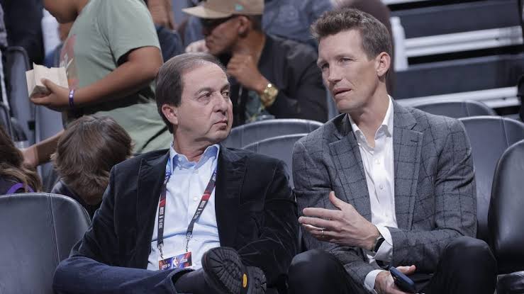 Warriors reportedly receiving No. 11 pick trade offer led to draft room scene