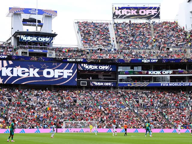 Ticket prices plunge for USA-Belgium World Cup last-16 match