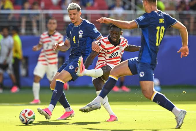 Kane lifts England past Congo with 2 late goals as World Cup knockout round continues, in photos