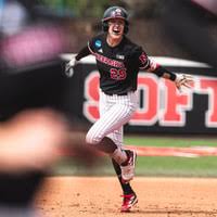 No. 4 Nebraska softball crushes No. 13 Oklahoma State 8-1 in Supers