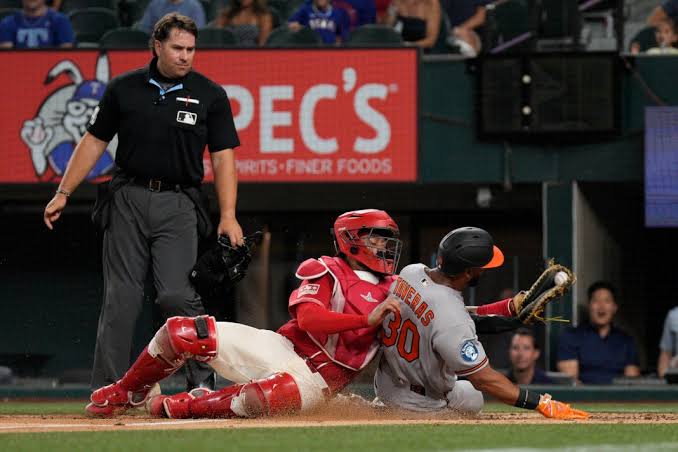 Top Picks from the MLB Betting Splits for Saturday August 8th