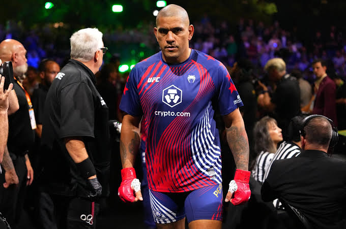 Alex Pereira accused of snubbing fans at seminar, organization releases statement