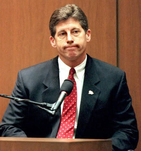 Mark Fuhrman, LA detective convicted of lying at OJ Simpson trial, dies