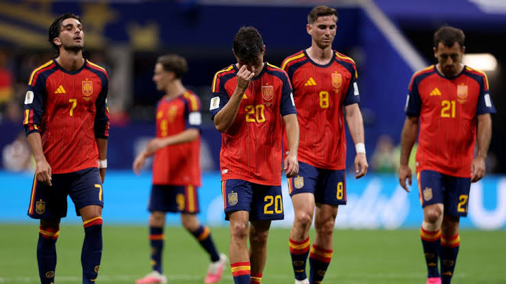 Spain won't panic despite Cape Verde draw, de la Fuente says