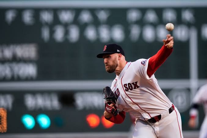 What Chad Tracy says Red Sox ‘would be foolish not to consider’ (and injury notes)