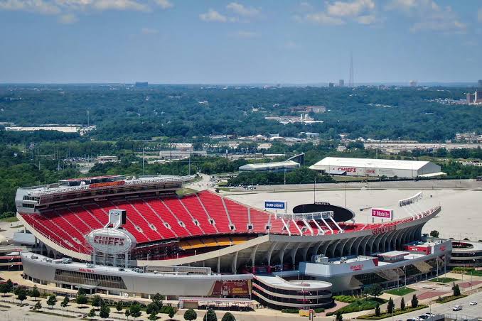 Chiefs News: KCK Mayor says Chiefs’ new stadium location still unknown