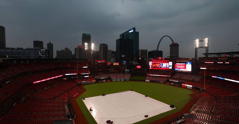 Braves at Cardinals rain delay chat and discussion