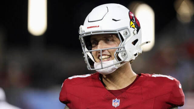 Carson Beck isn't taking Jacoby Brissett's job yet, but the Cardinals like what they're seeing