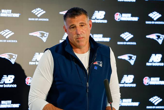 Mike Vrabel on potential future offseason absences: “Who knows what’s gonna come up?”