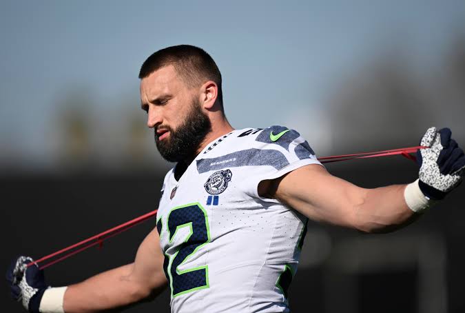 Pre-Snap Reads 7/27: Patrick O’Connell, Seahawks’ depth standing out early in camp